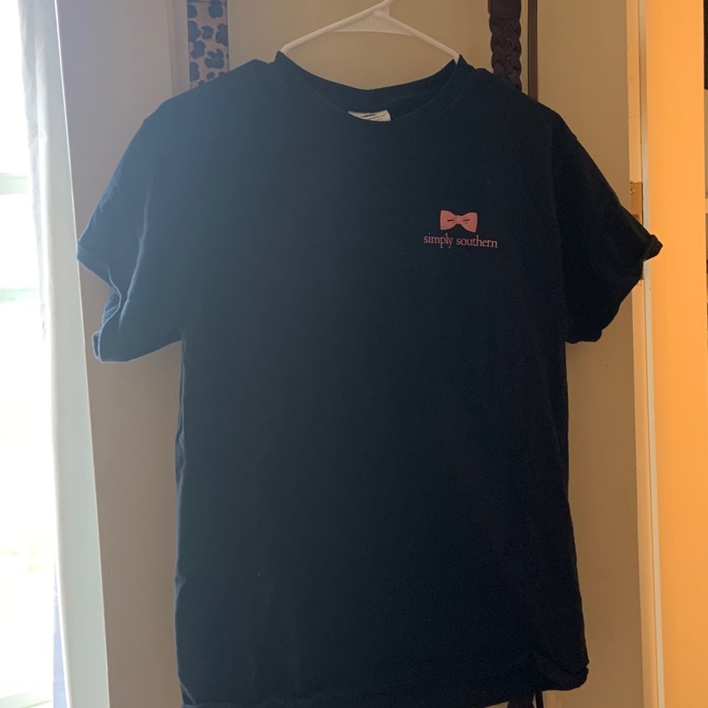 Simply southern size M t shirt